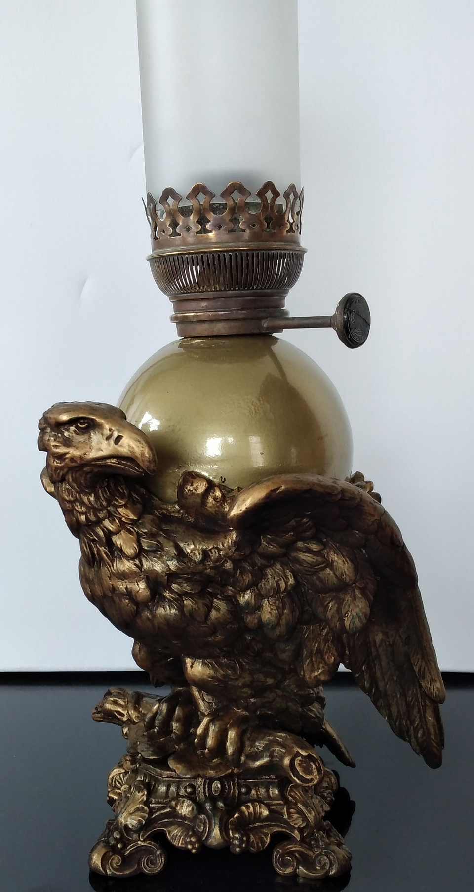 Candeeiro a petróleo representando Águia 3