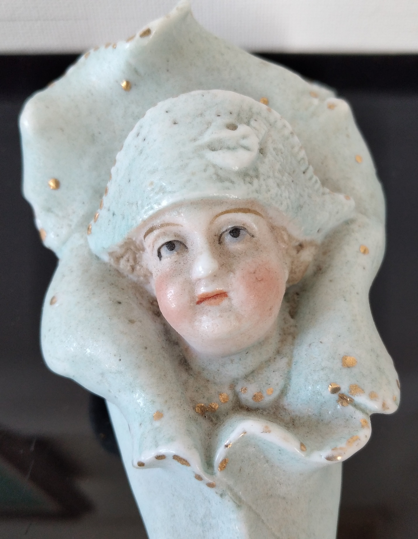 Floreira de parede em biscuit 3