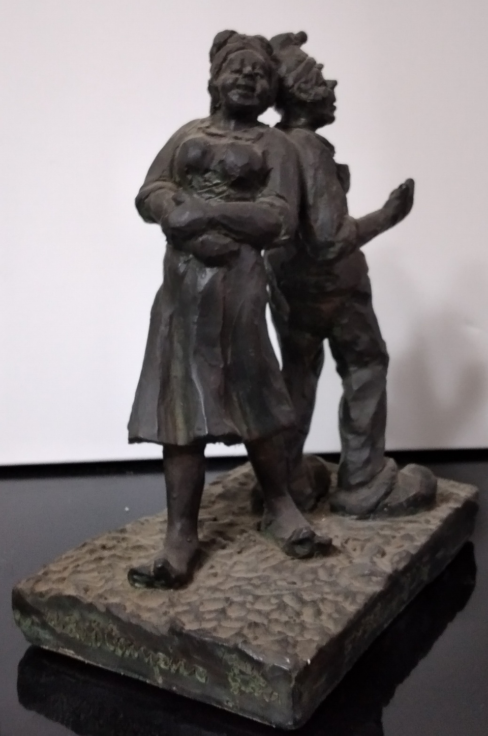 Embeiçados escultura  4