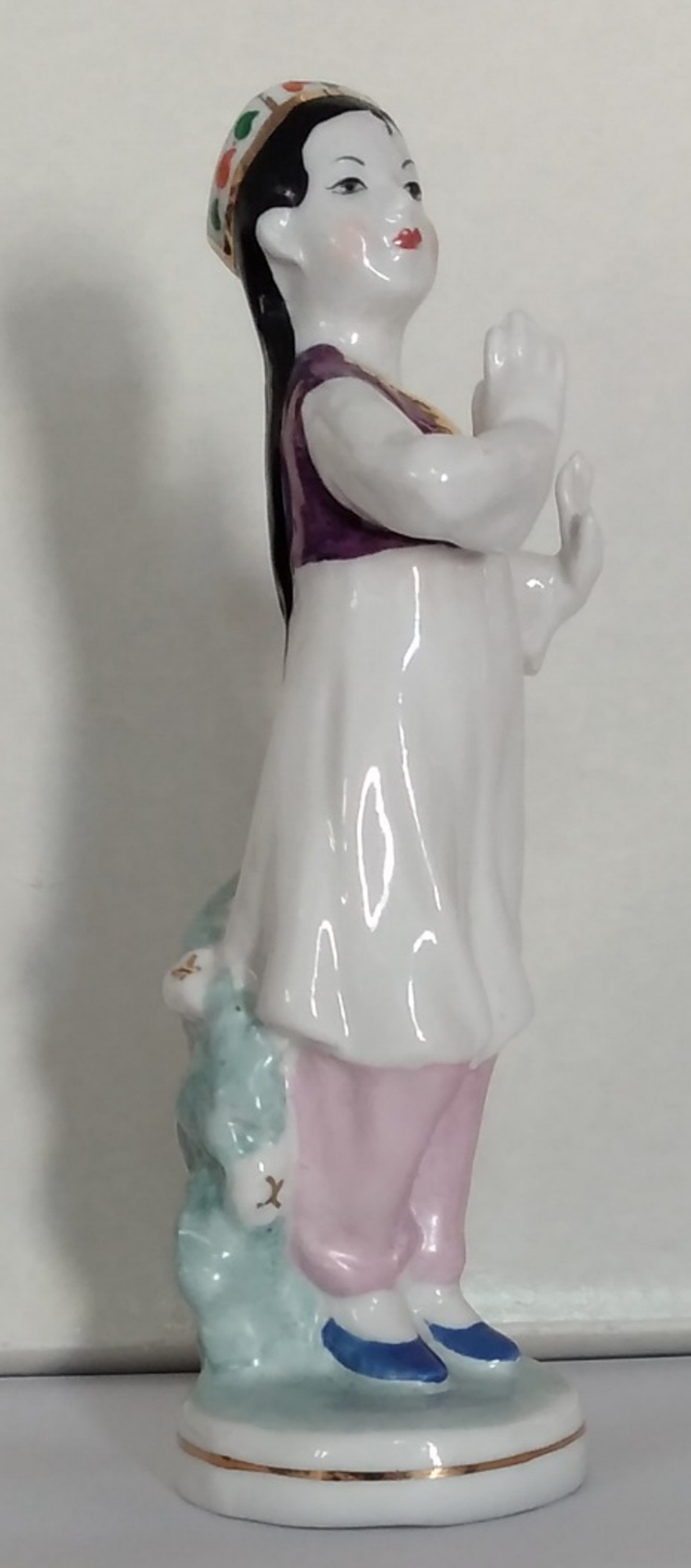 Estatueta dançarina  Uzbek 3