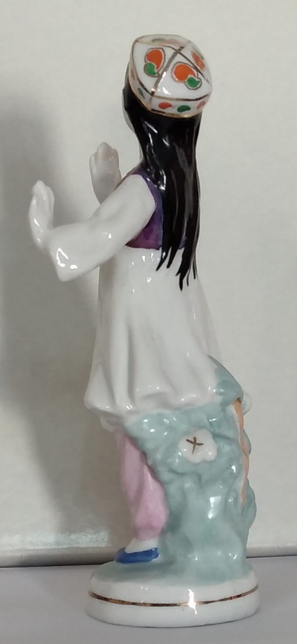 Estatueta dançarina  Uzbek 5