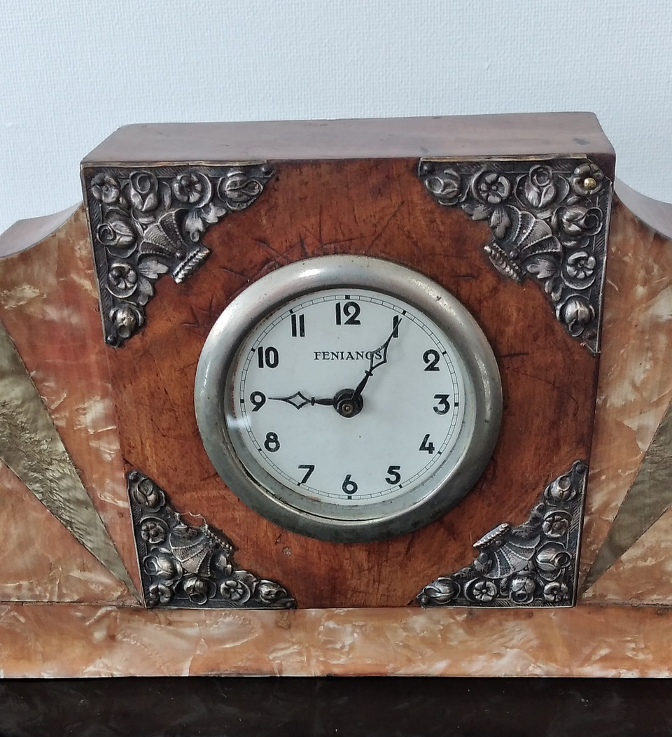 Relogio de mesa Fenianos 3