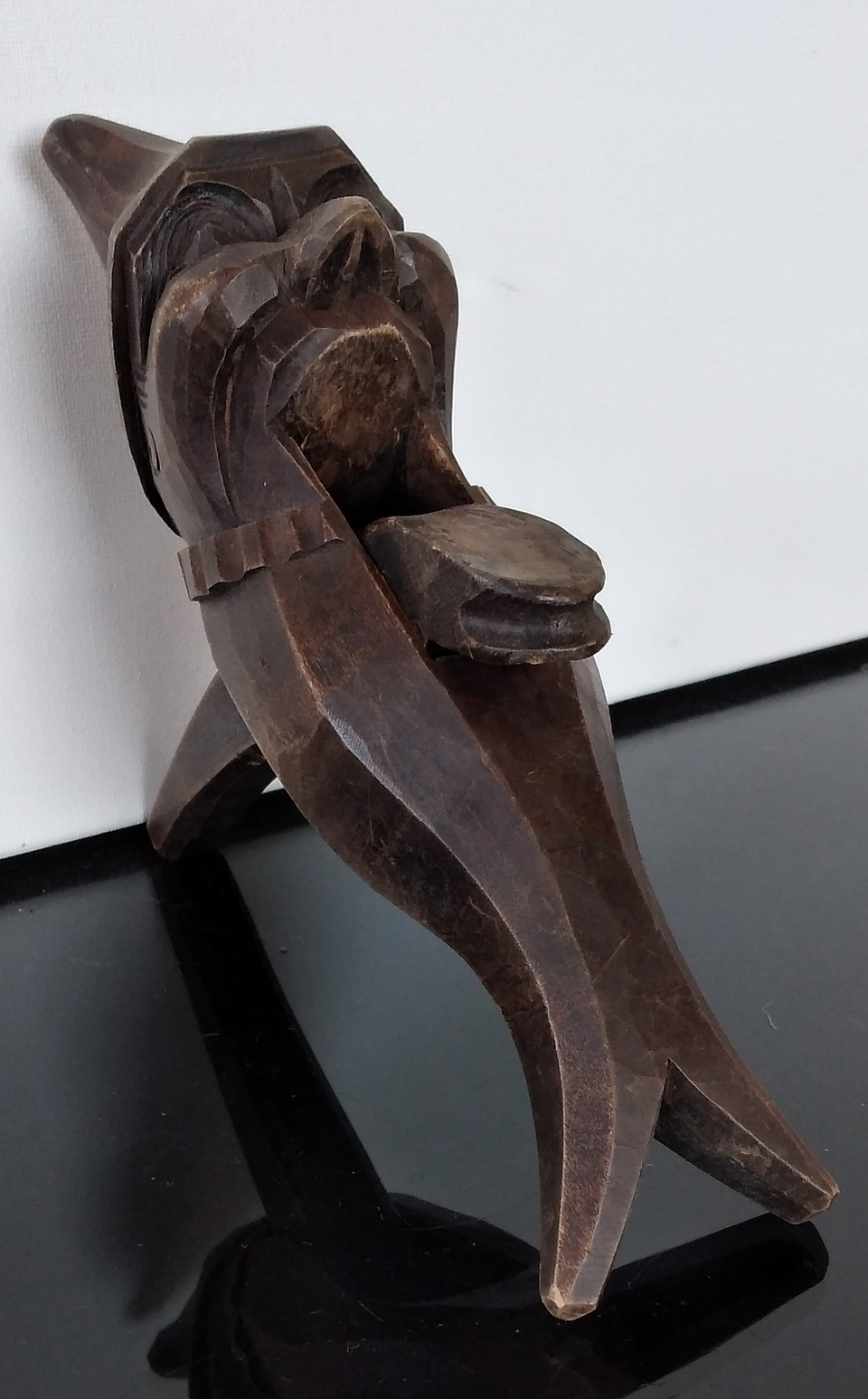 Quebra-noses em madeira  2