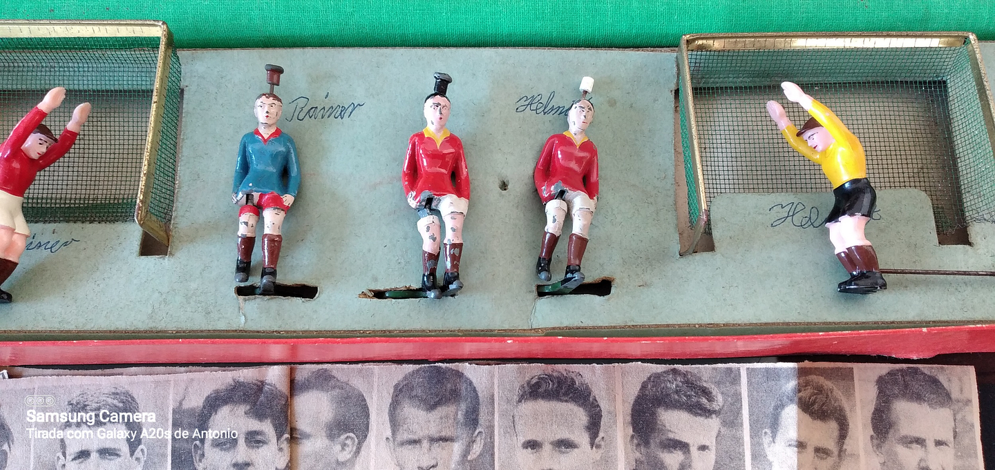 Jogo vintage de futebol 3