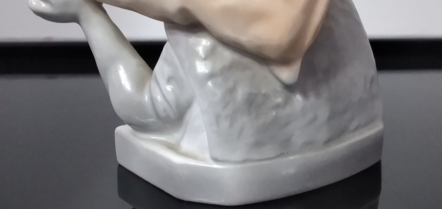 Pisa-papéis. Peça publicitária - Vista Alegre  2