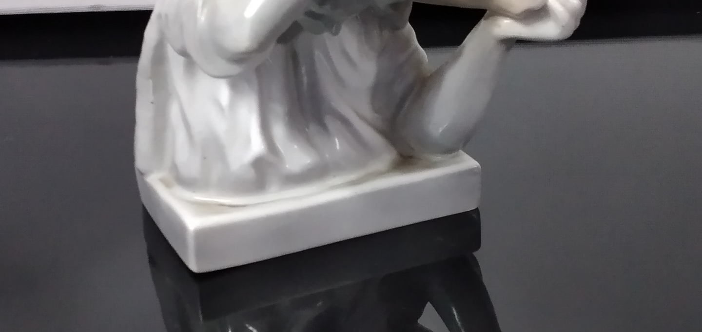 Pisa-papéis. Peça publicitária - Vista Alegre  4