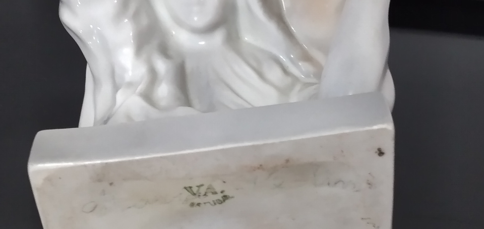 Pisa-papéis. Peça publicitária - Vista Alegre  7