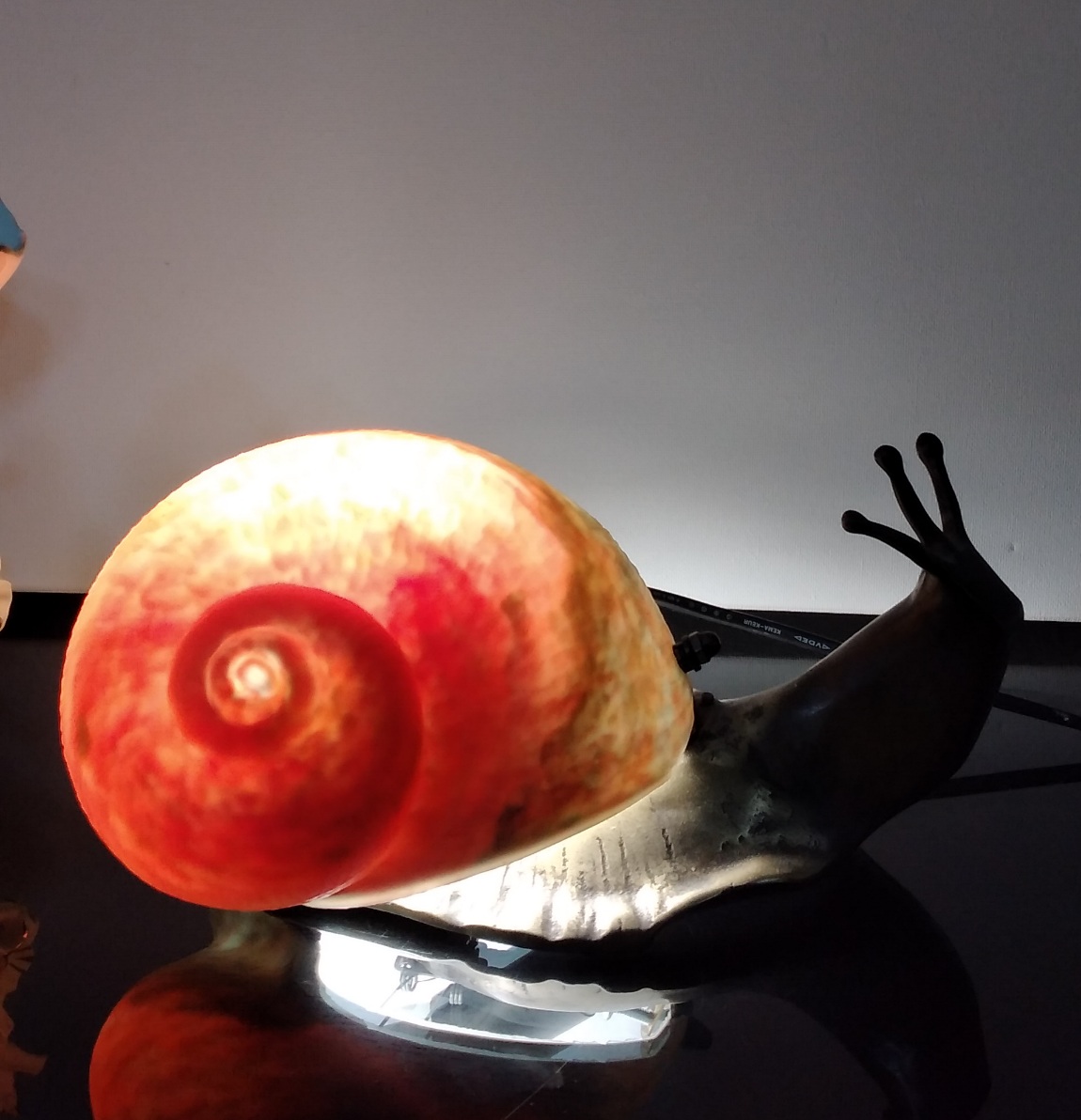 Candeeiro de mesa, caracol