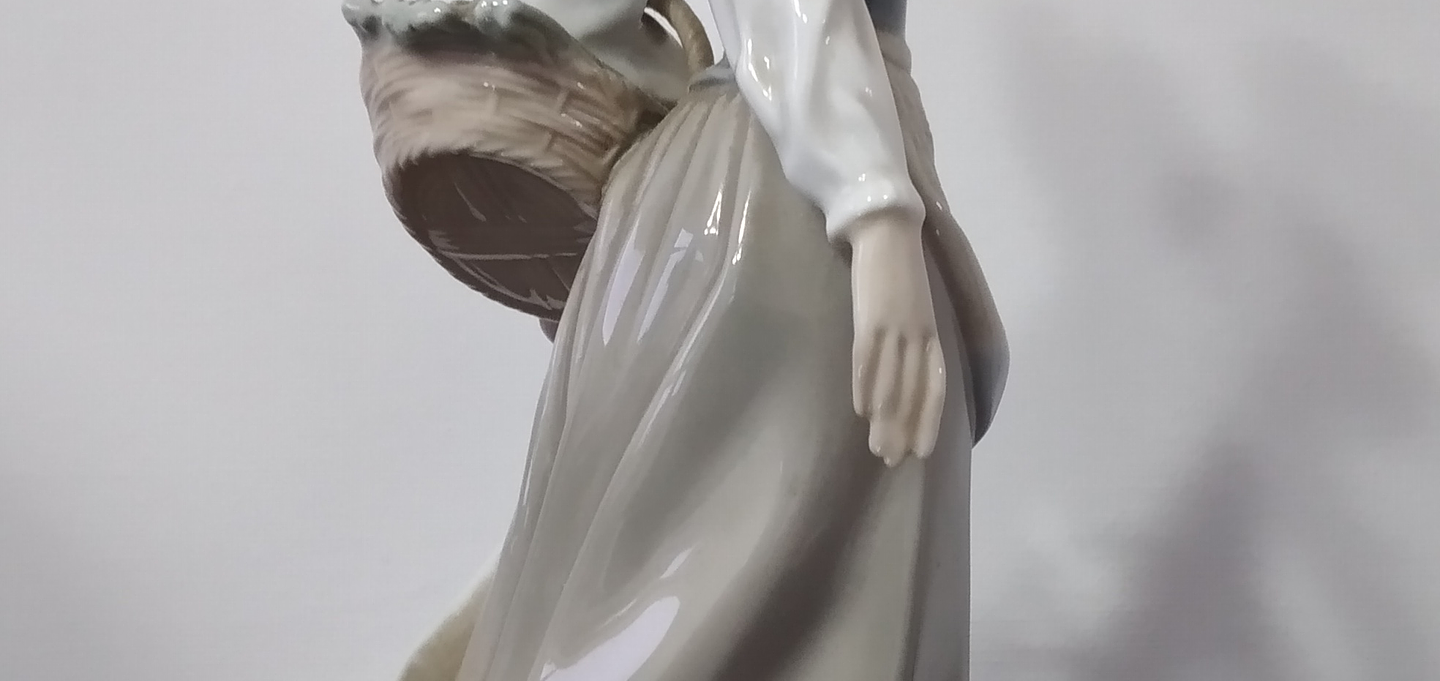 Florista em porcelana LLadro 2