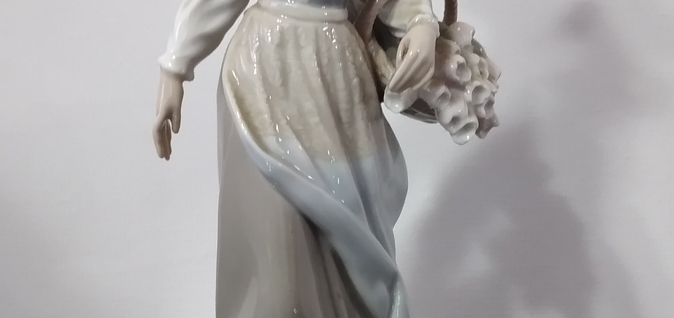 Florista em porcelana LLadro 10