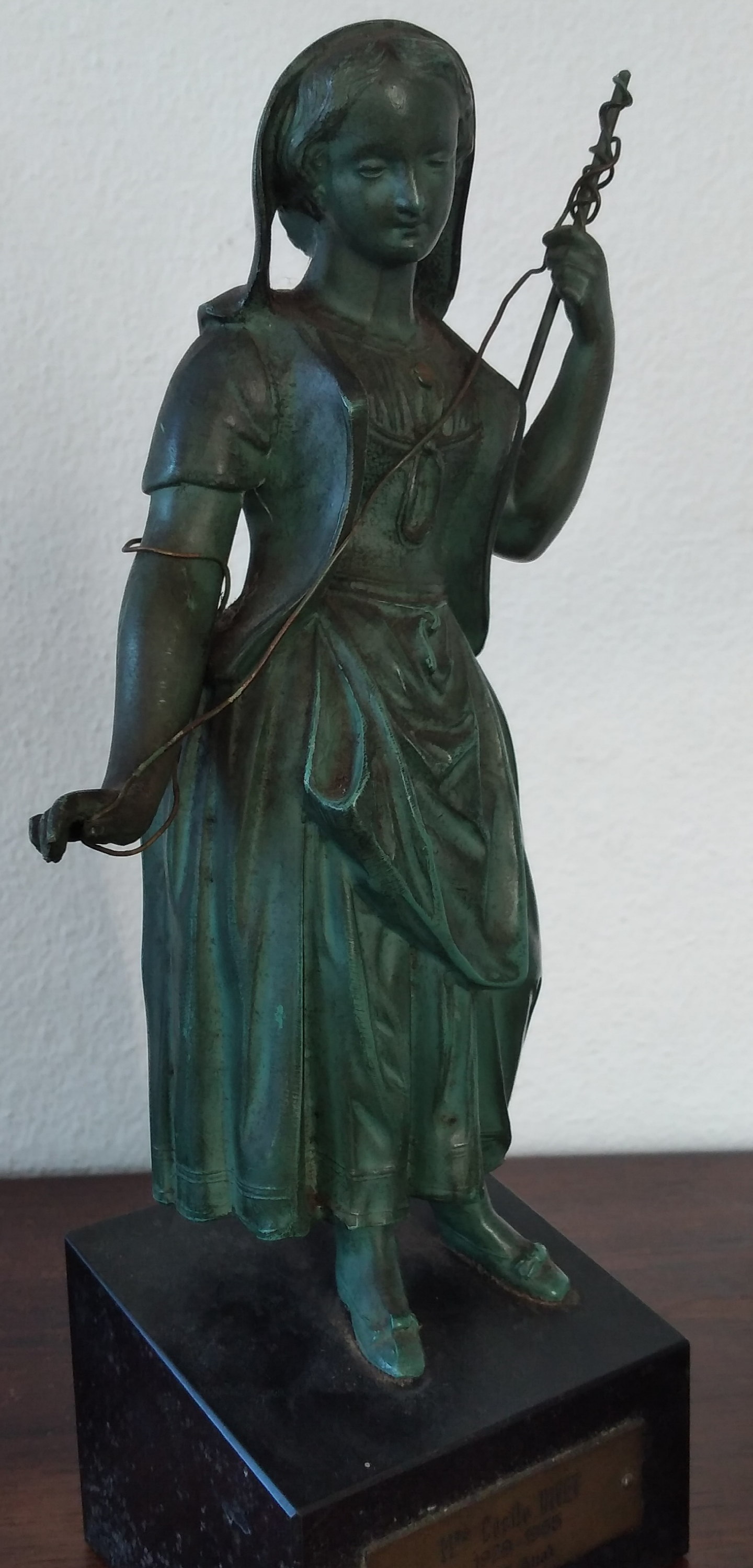 Estatueta em bronze policromado  3