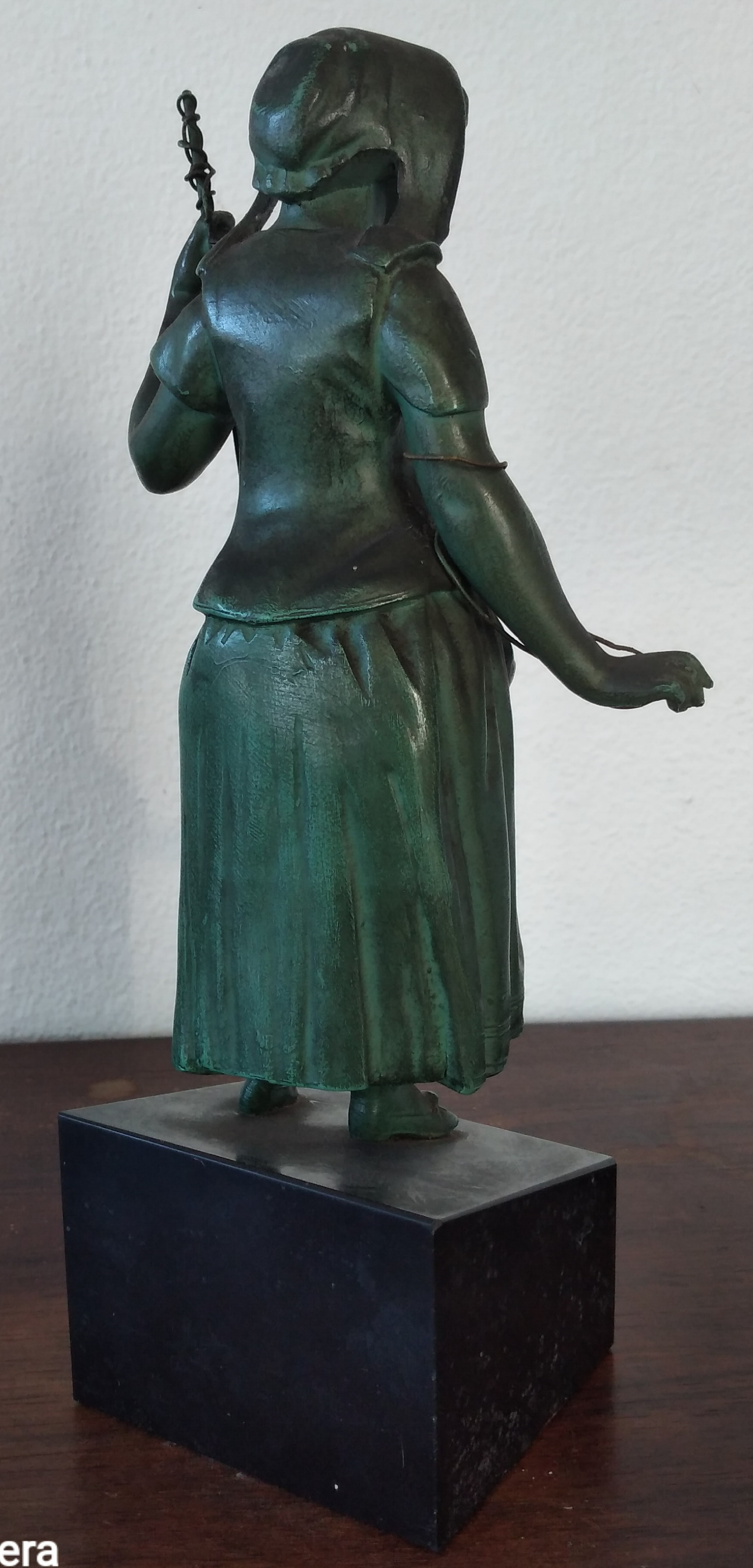 Estatueta em bronze policromado  4