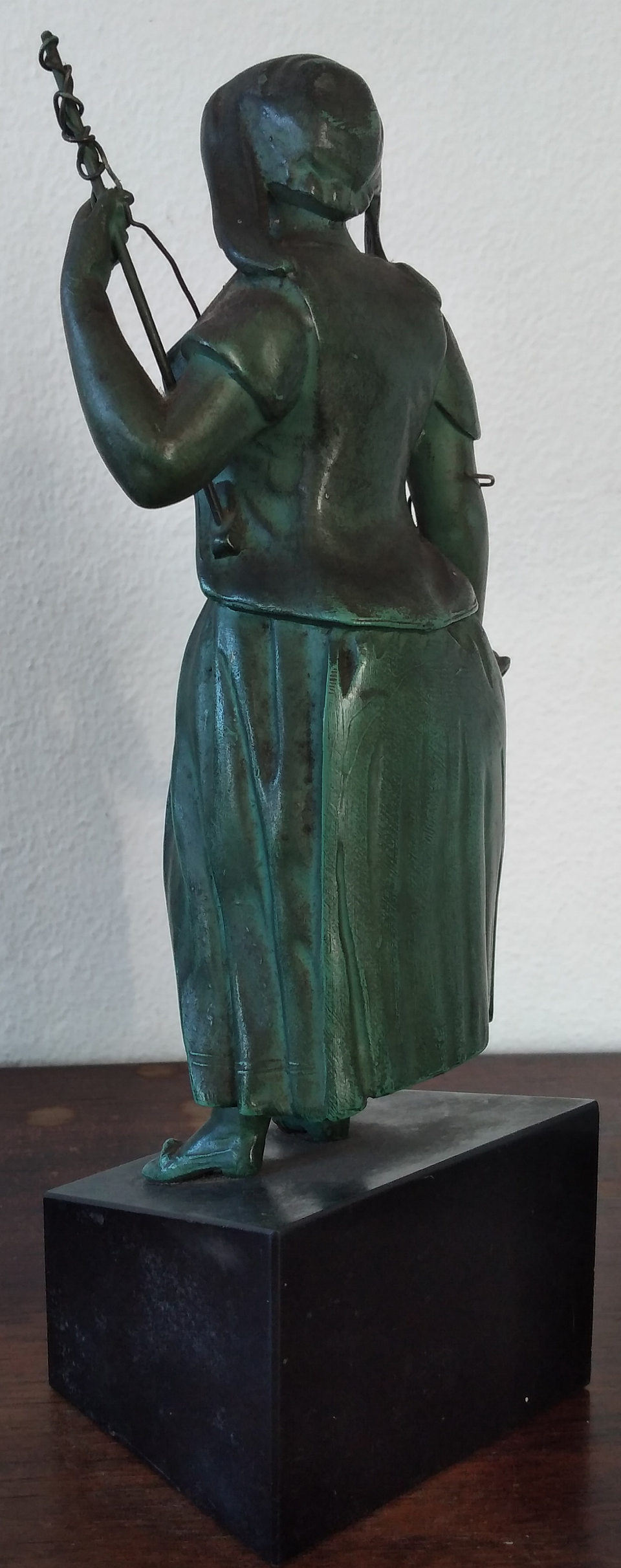 Estatueta em bronze policromado  5