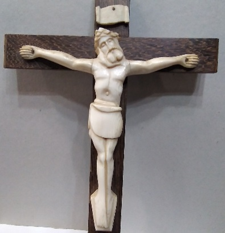 Crucifixo  2