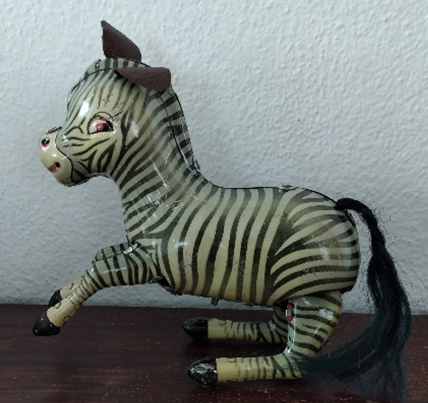 Brinquedo, zebra em lata 2