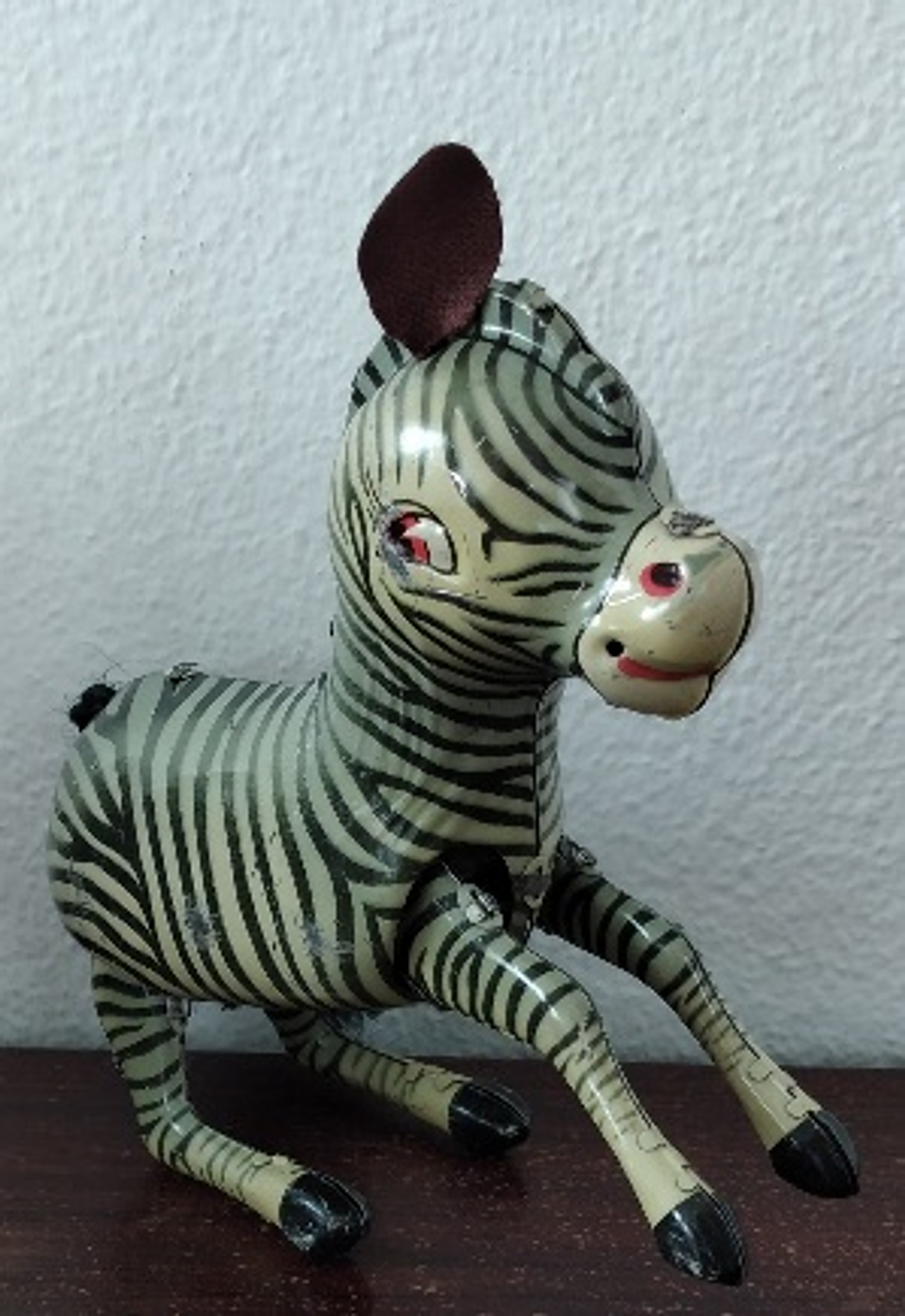 Brinquedo, zebra em lata 4