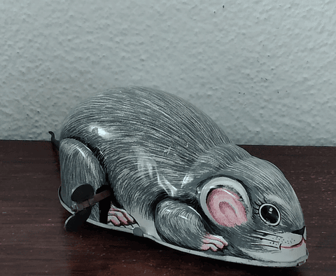 Brinquedo de lata, rato da YONE