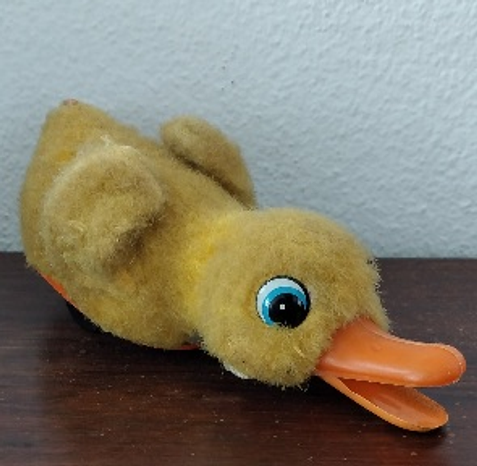 Brinquedo, pato mecânico  2