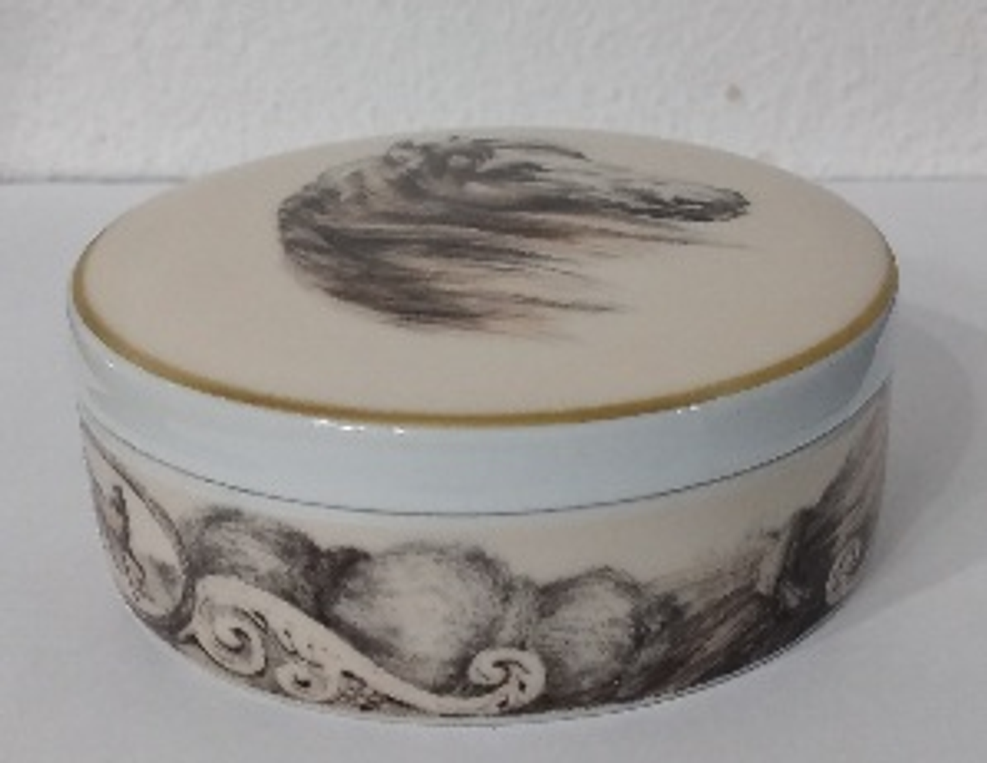 Porta-jóias, Vista Alegre  3