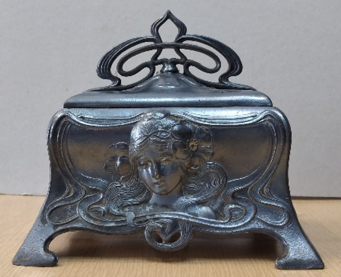 Caixa Porta-jóias WMF 8