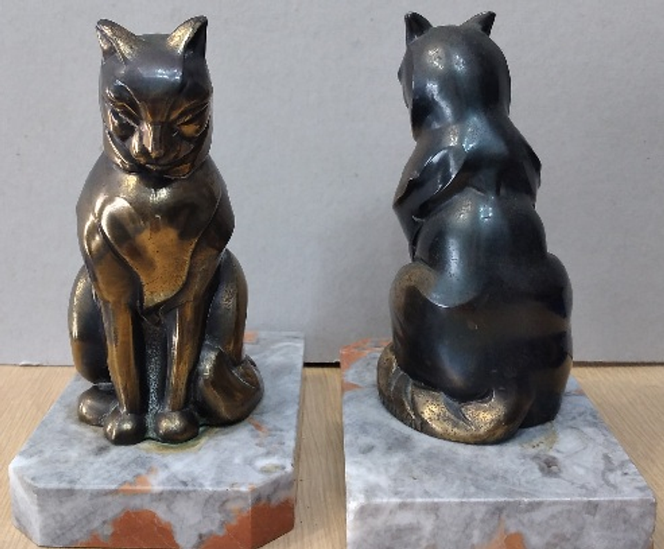 Bookends gatos arte deco  3