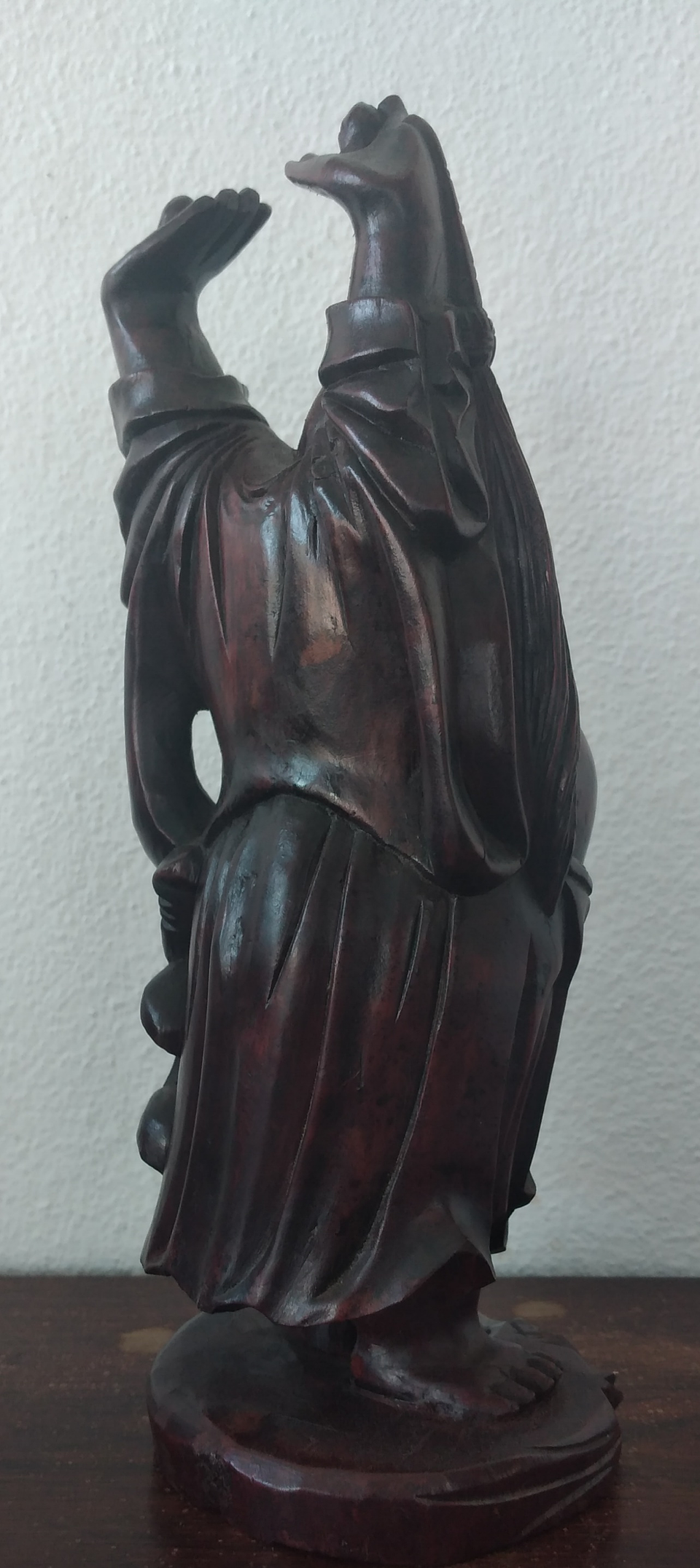 Escultura Oriental em madeira  4