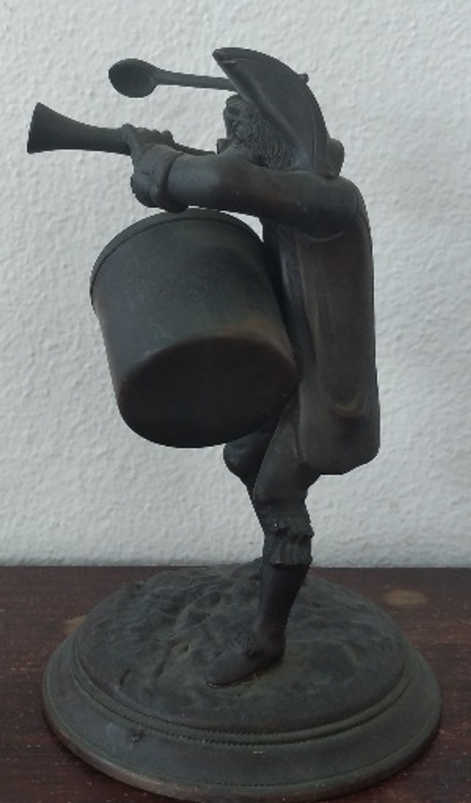 Sopeiro militar em bronze  5