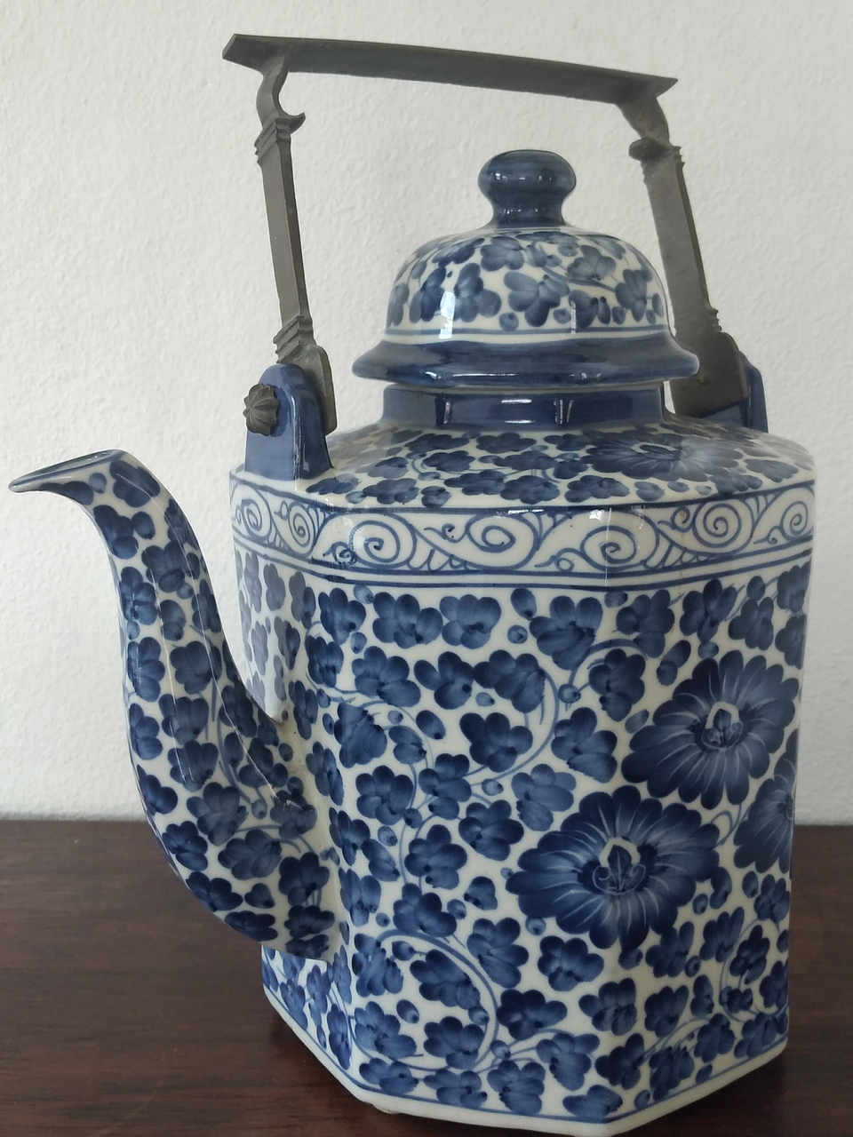 Grande bule em porcelana, Tailândia  4