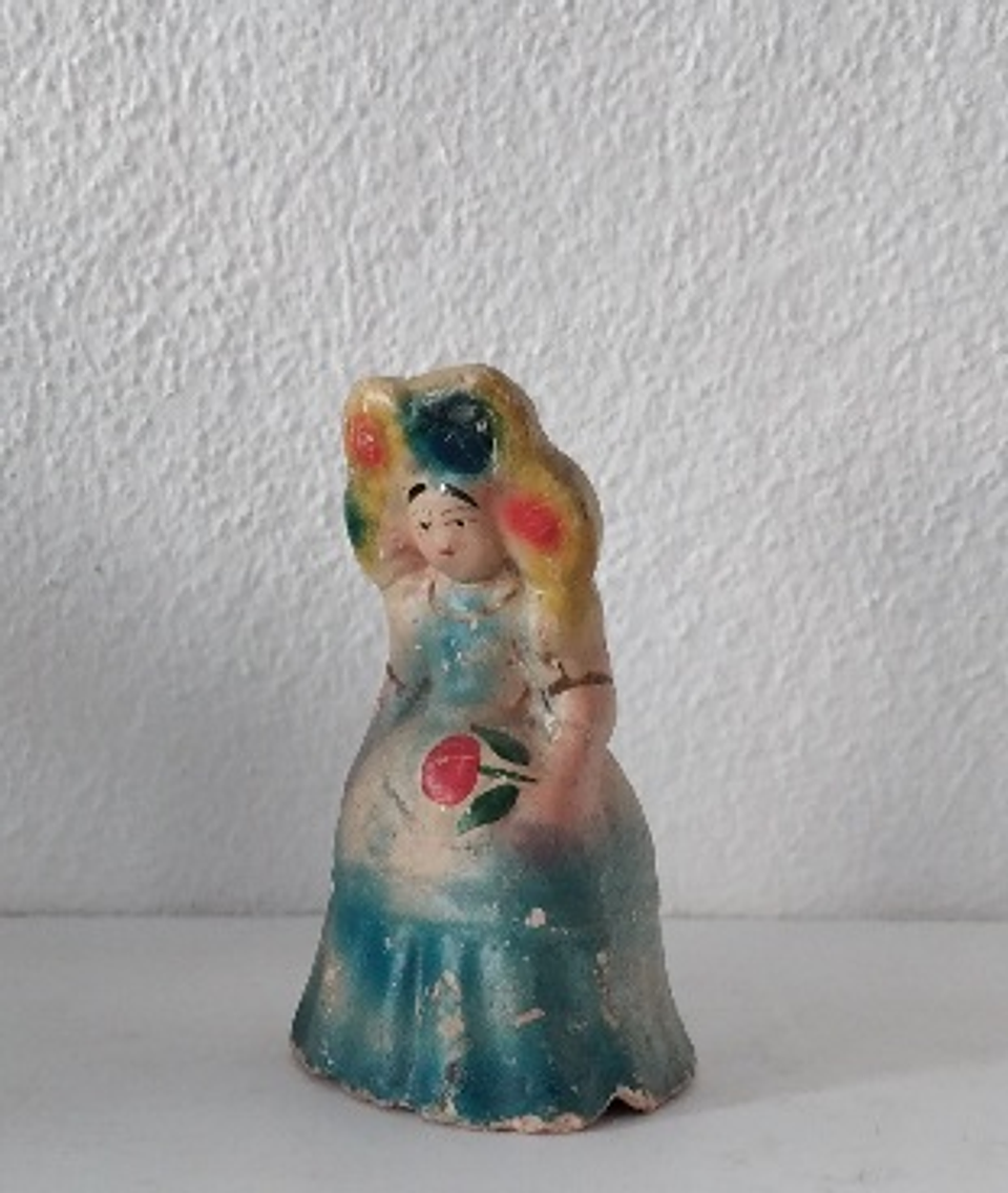 Antigo bibelot cerâmica  2