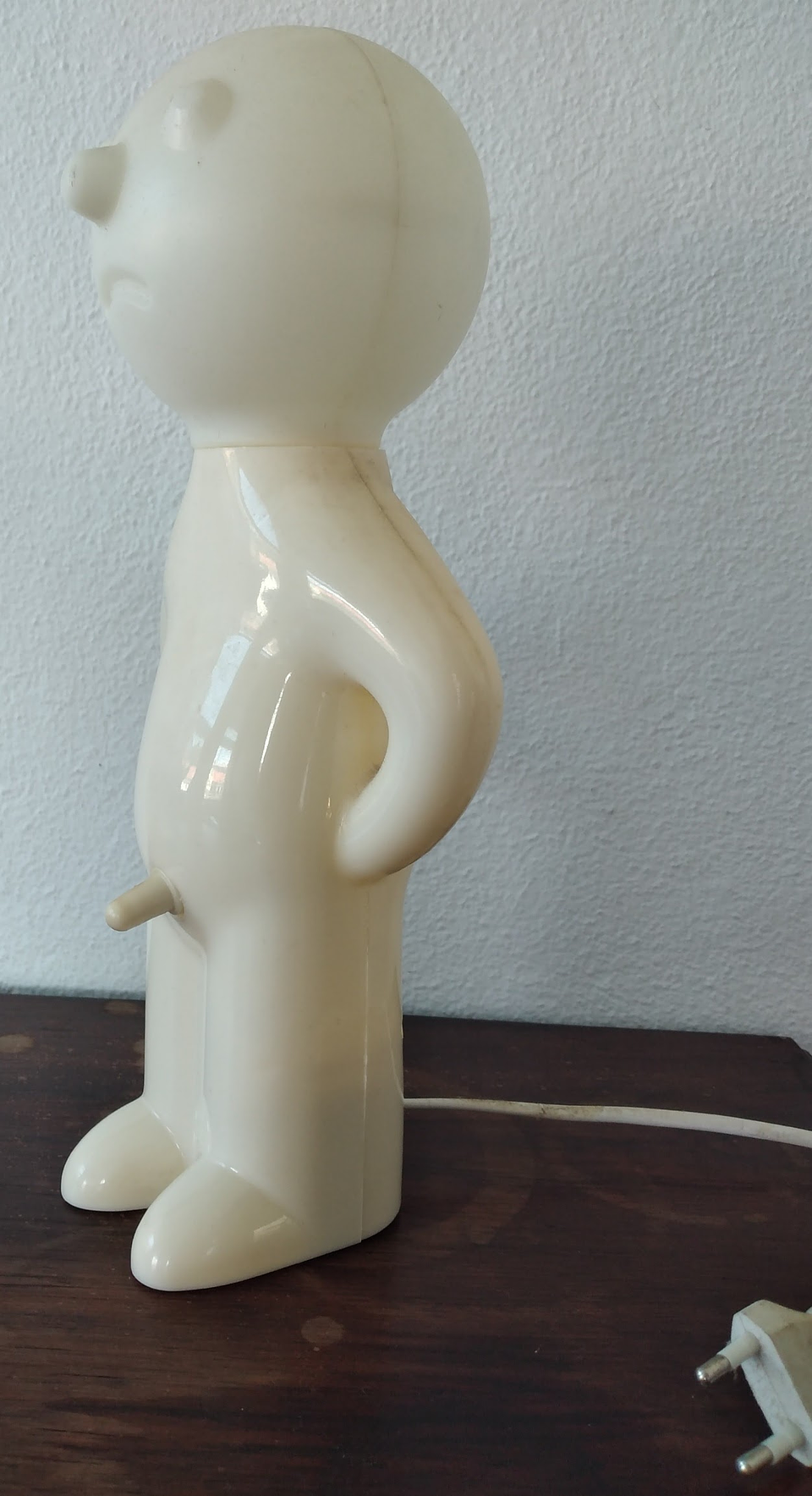 Luminária de mesa boneco engraçado  3