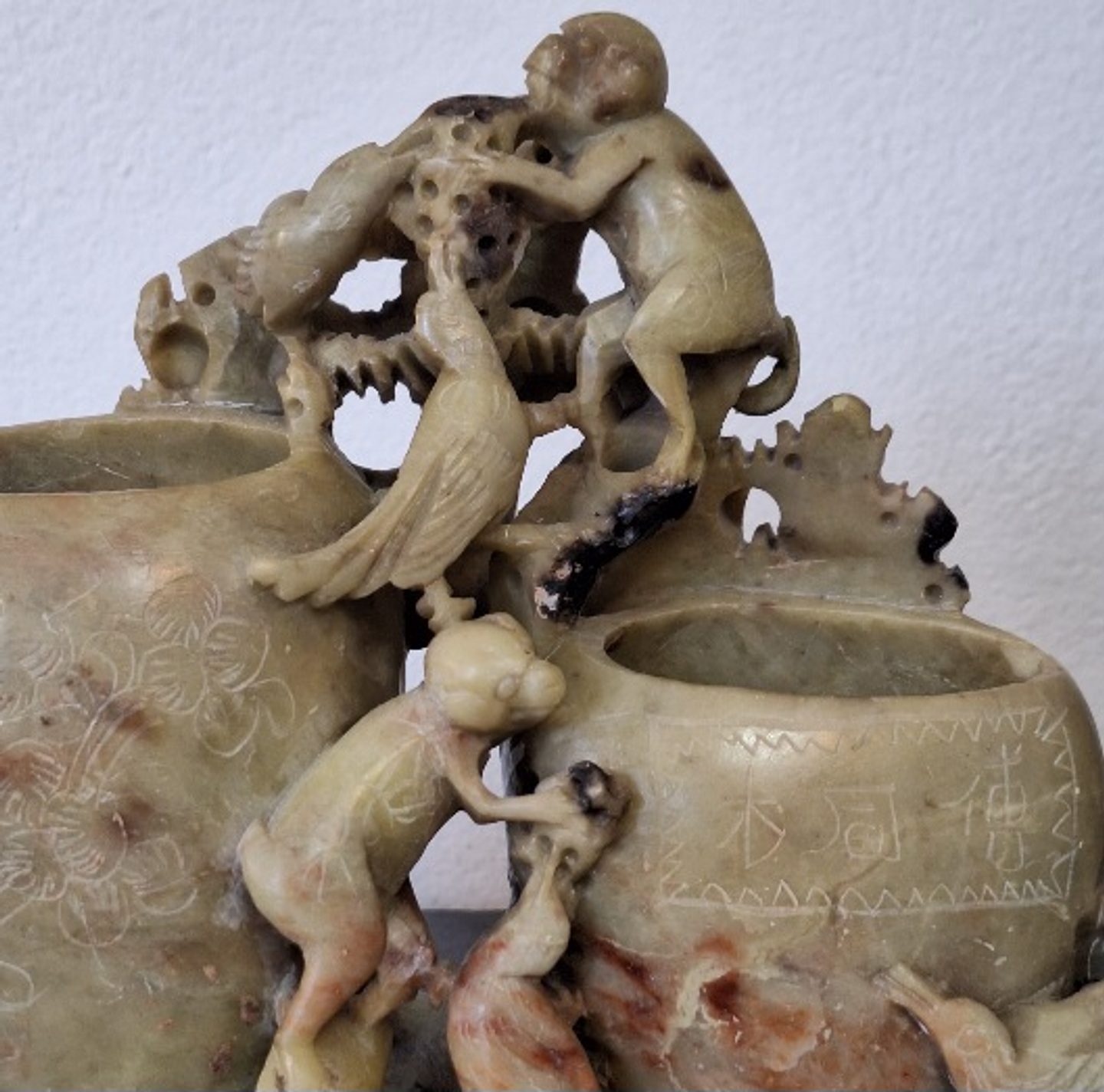 Escultura em pedra dura 2