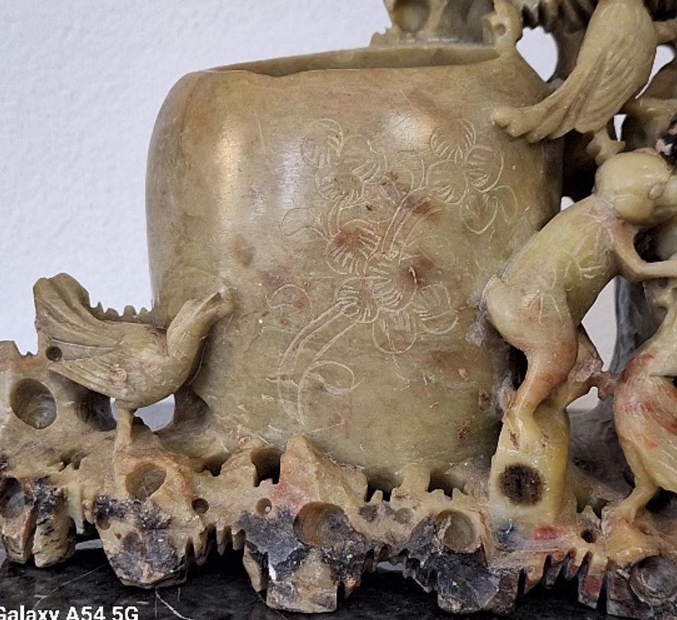 Escultura em pedra dura 3