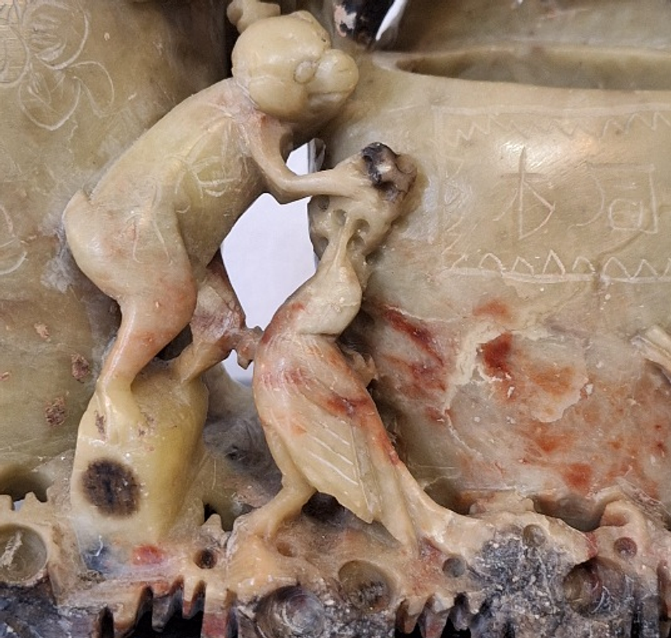 Escultura em pedra dura 5