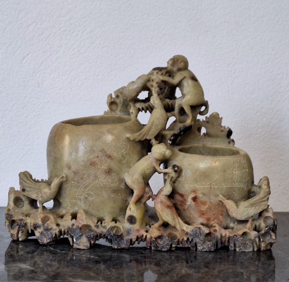 Escultura em pedra dura 9