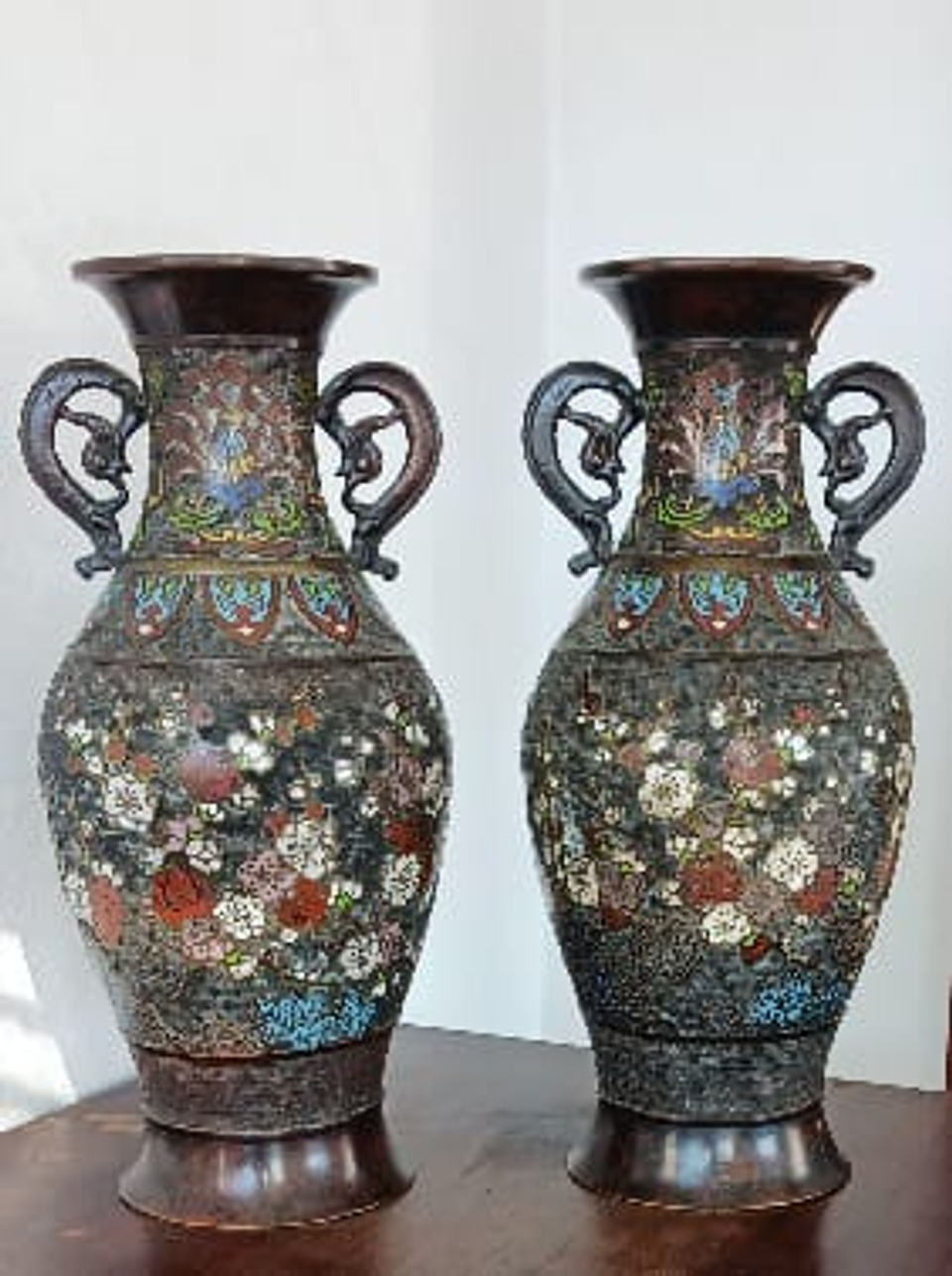 Par de vasos, Champlevé 1