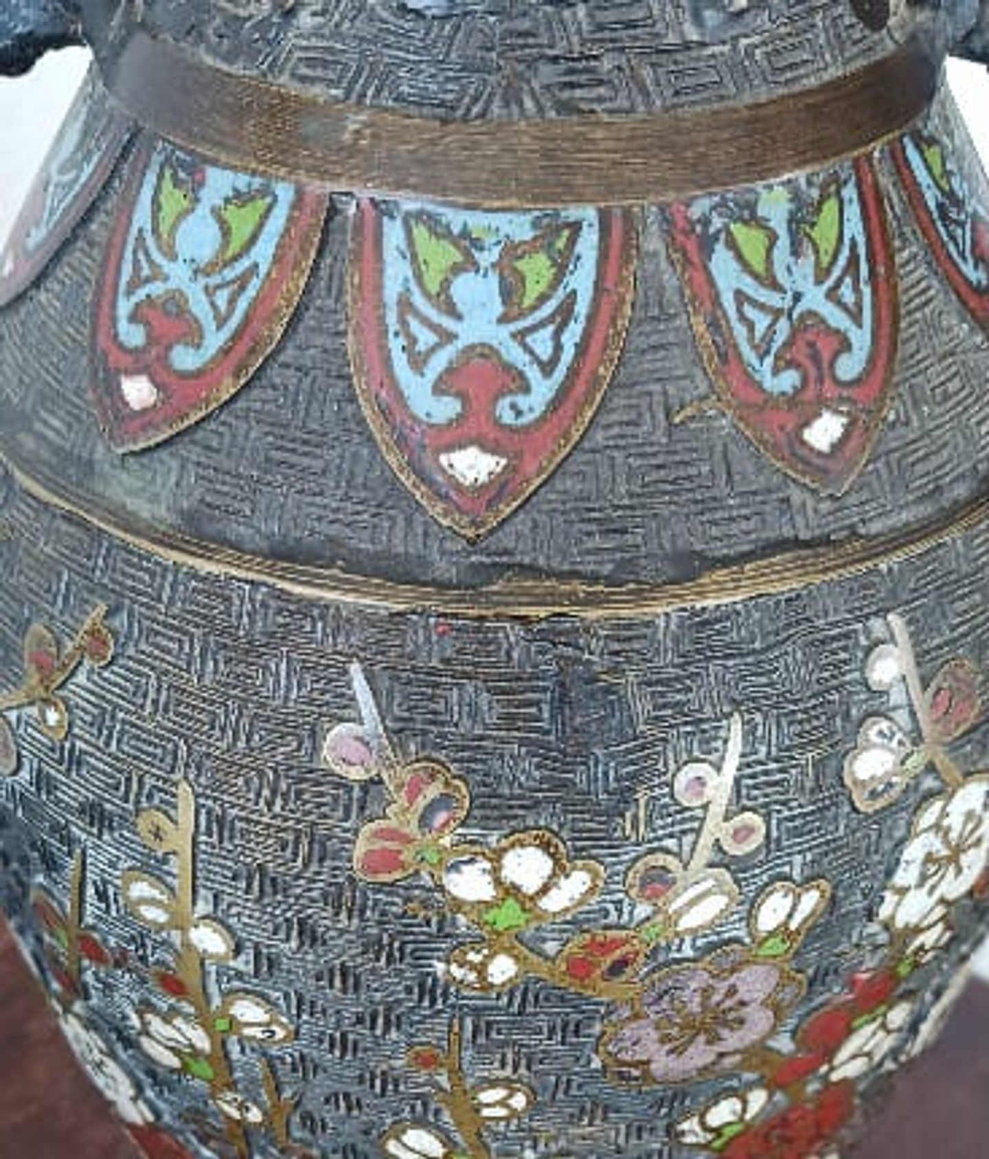 Par de vasos, Champlevé 4