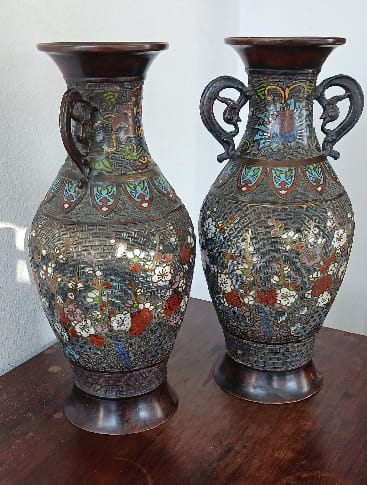 Par de vasos, Champlevé