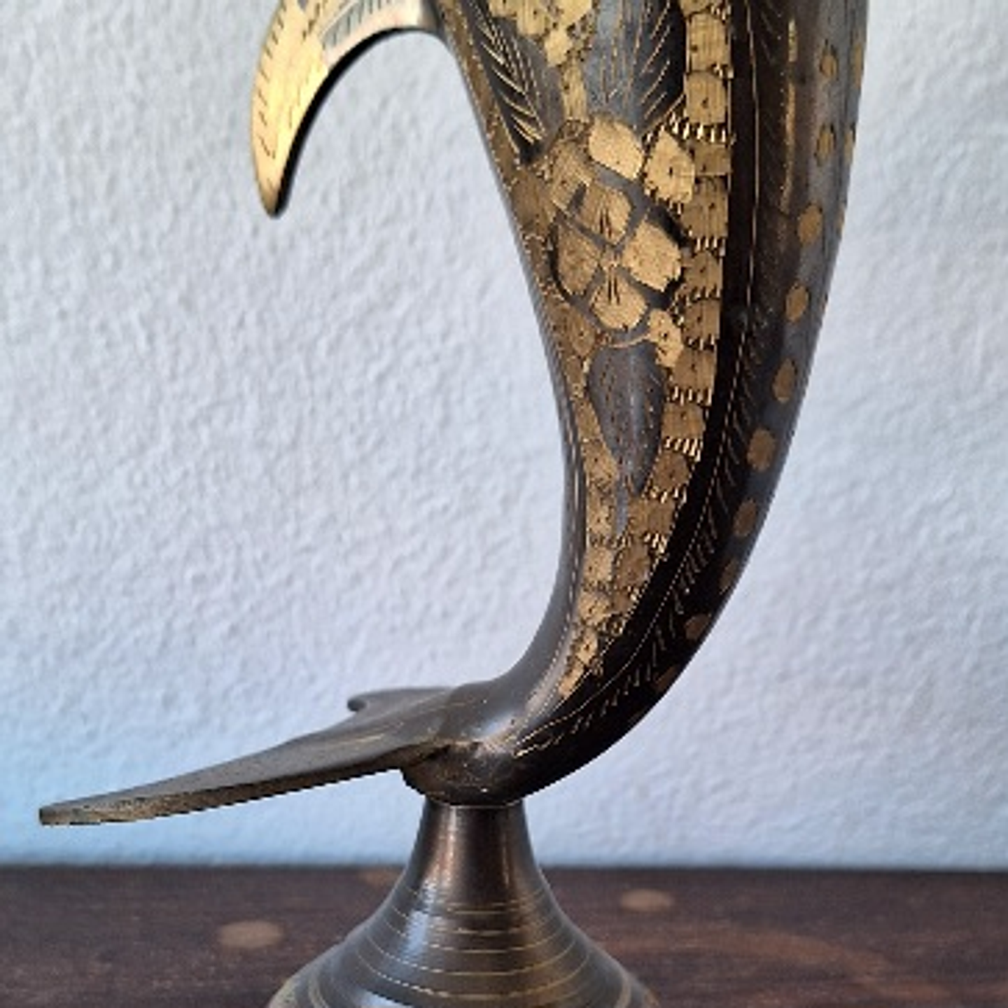 Golfinho em metal lavrado 7