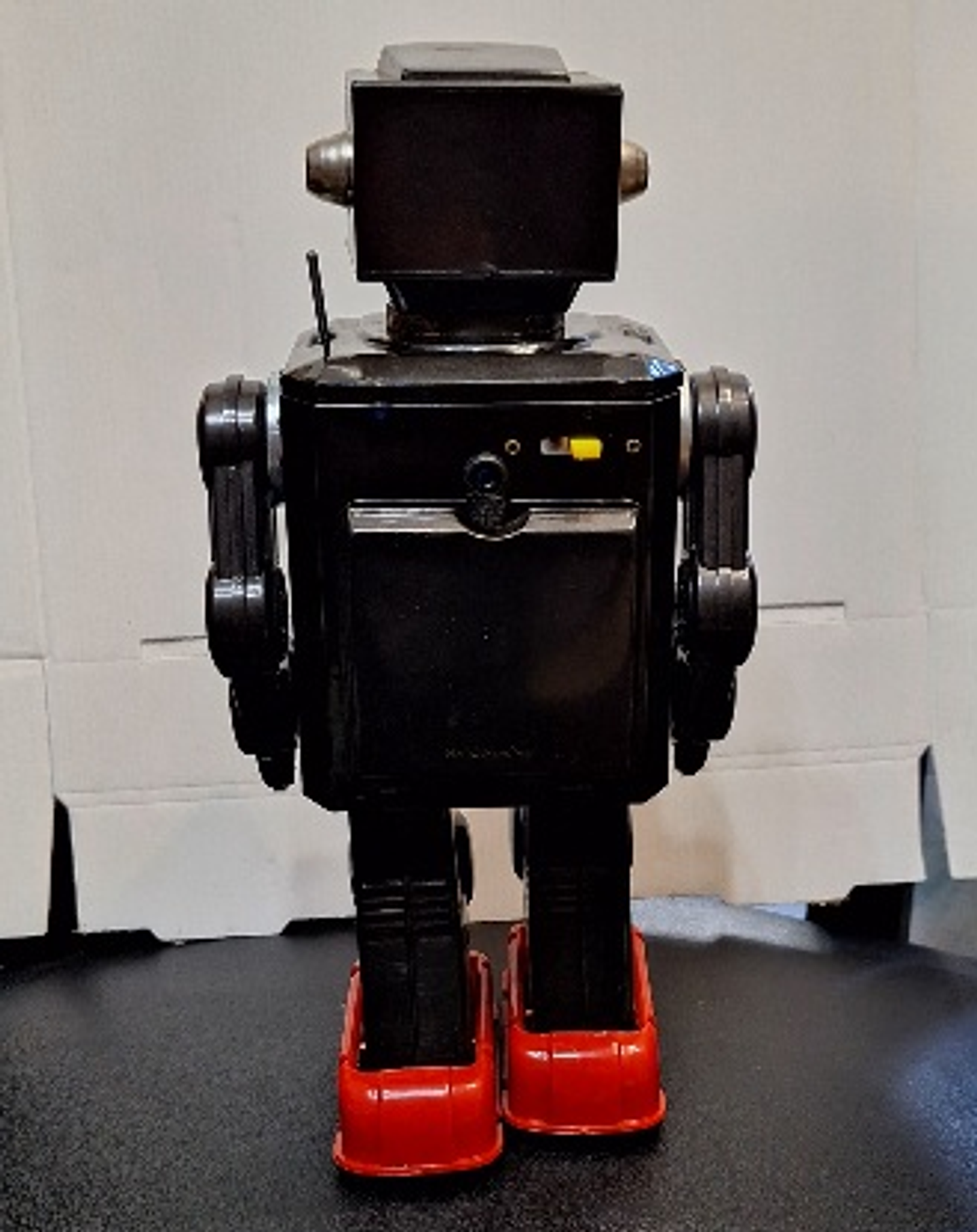 Robô, Space Explorer,  Horikawa 3