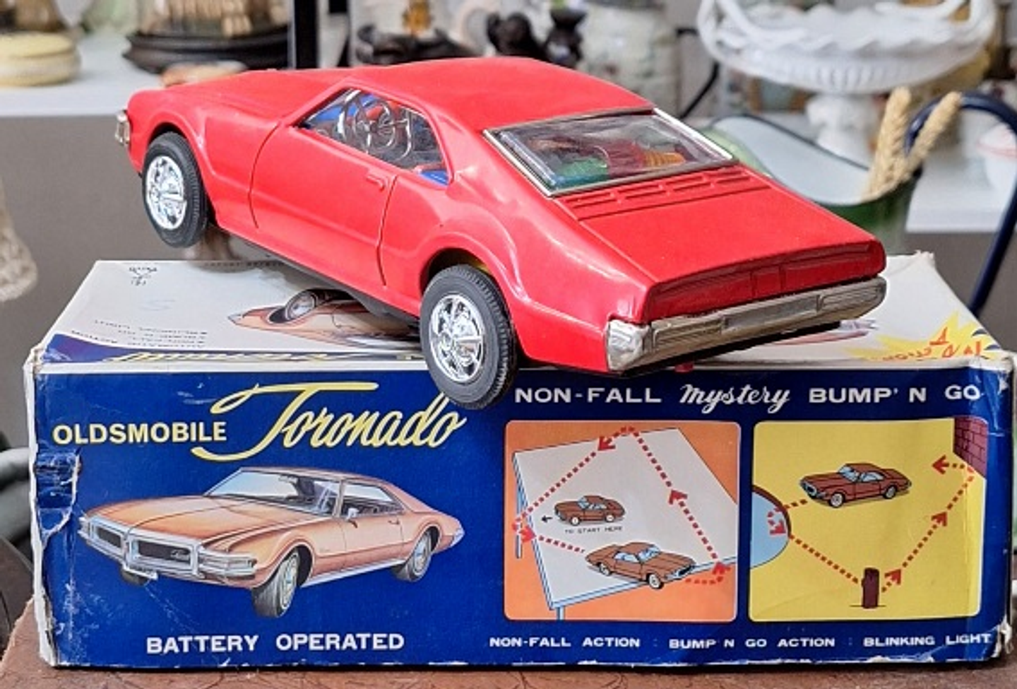 Oldsmobile Toronado, Taiyo Japan 2