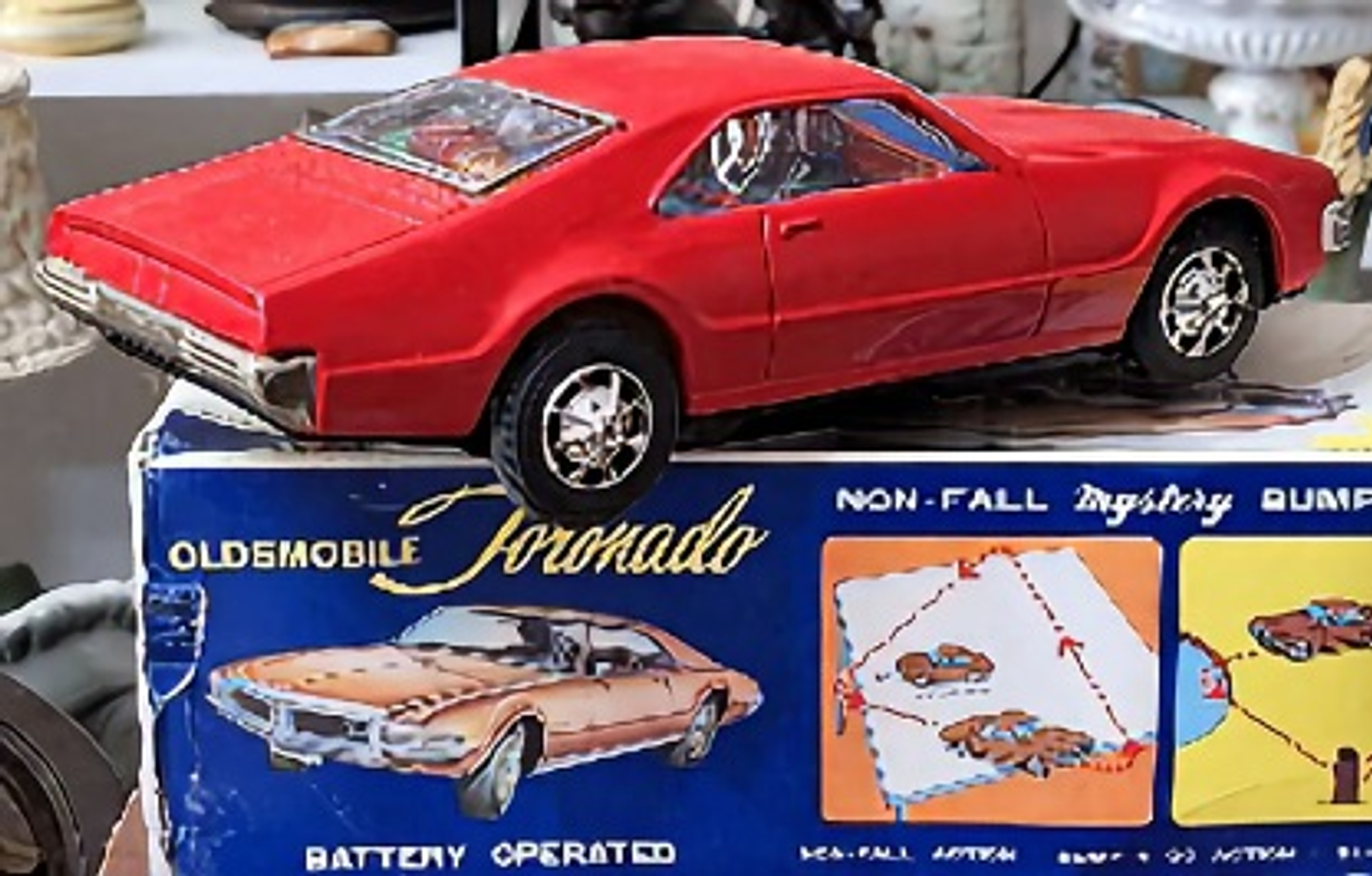 Oldsmobile Toronado, Taiyo Japan 3