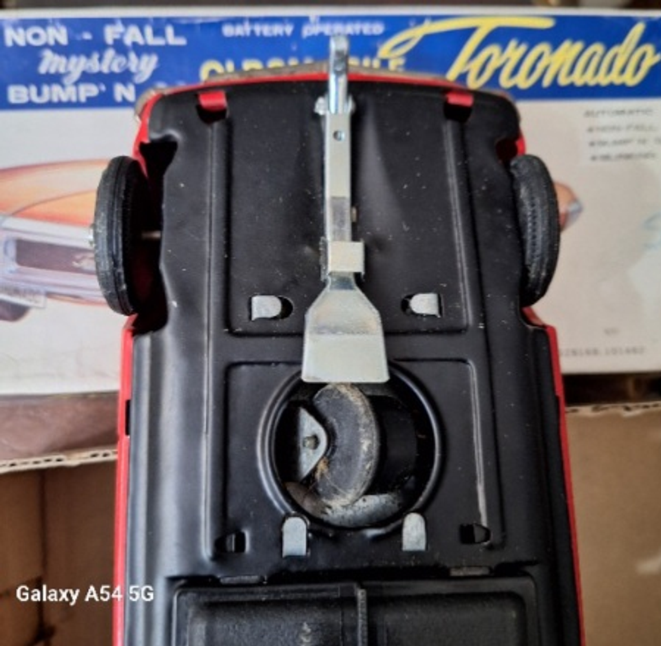 Oldsmobile Toronado, Taiyo Japan 9