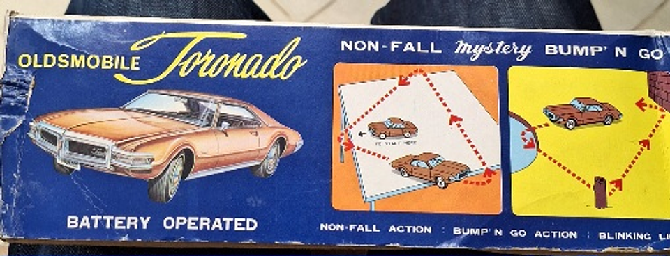 Oldsmobile Toronado, Taiyo Japan 15