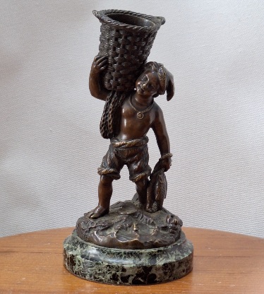 Pescador,  escultura em bronze 