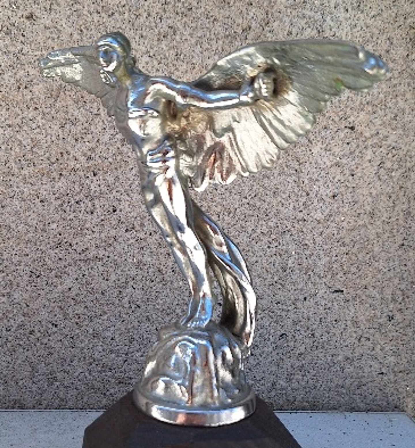 Mascote de automóvel  7