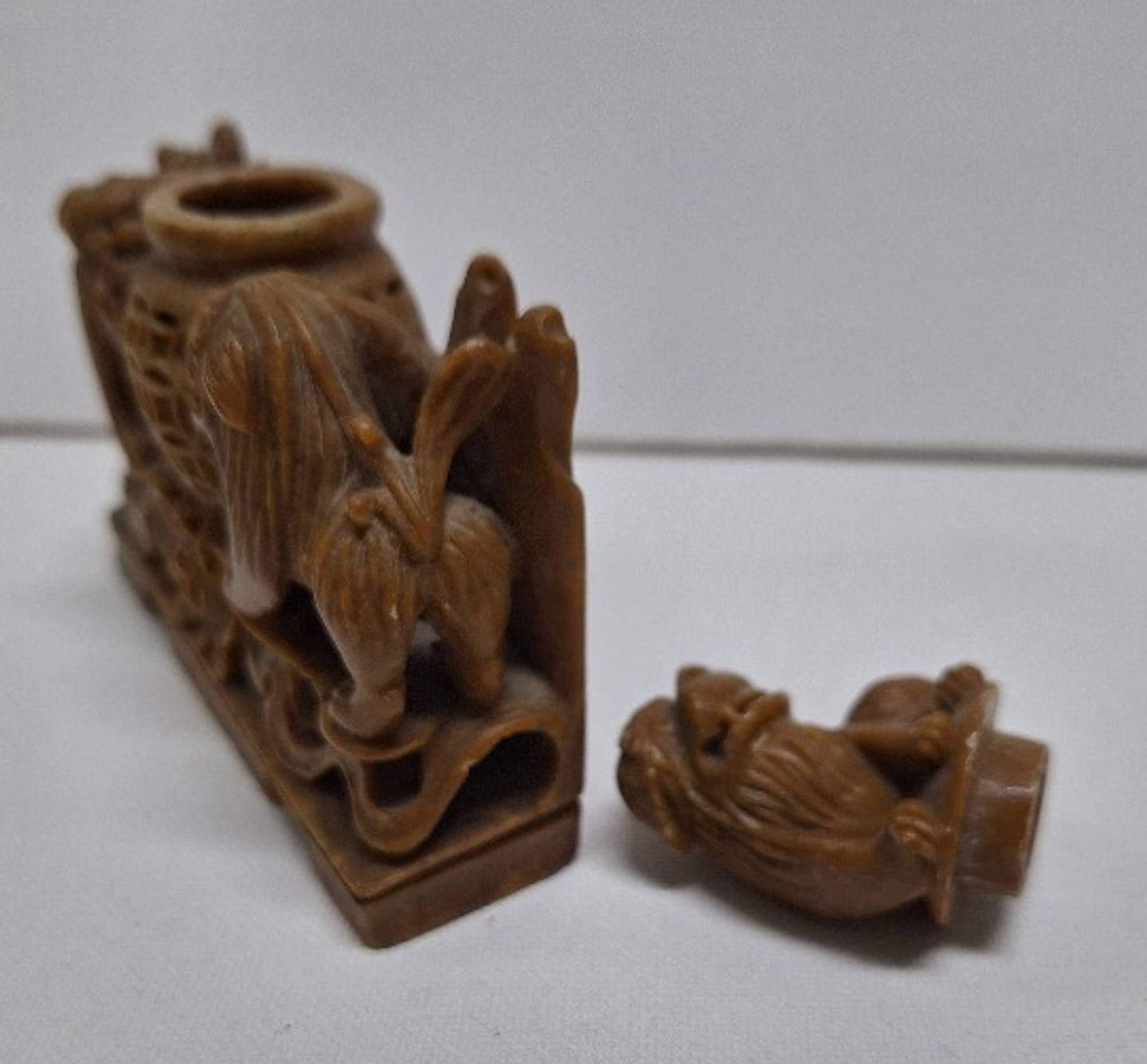 Escultura em pedra dura 4