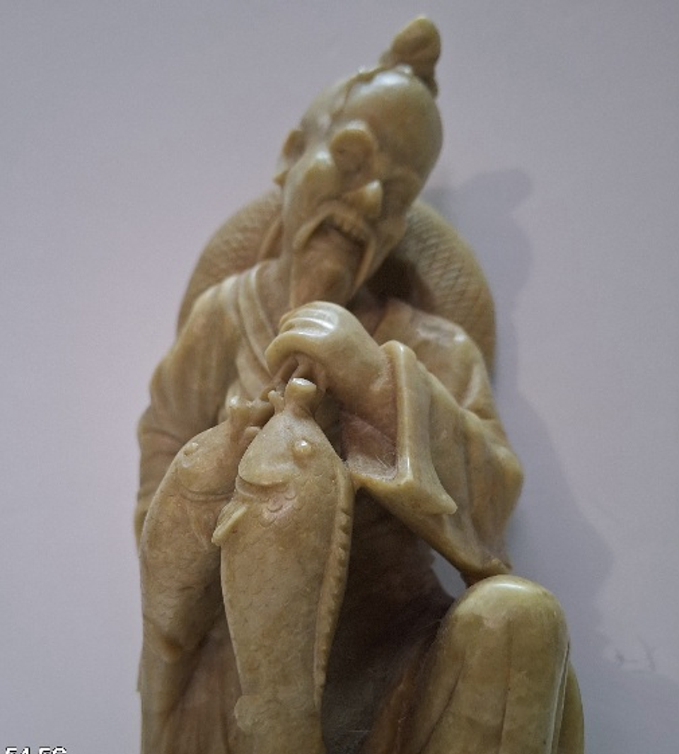 Pescador em pedra sabão  1