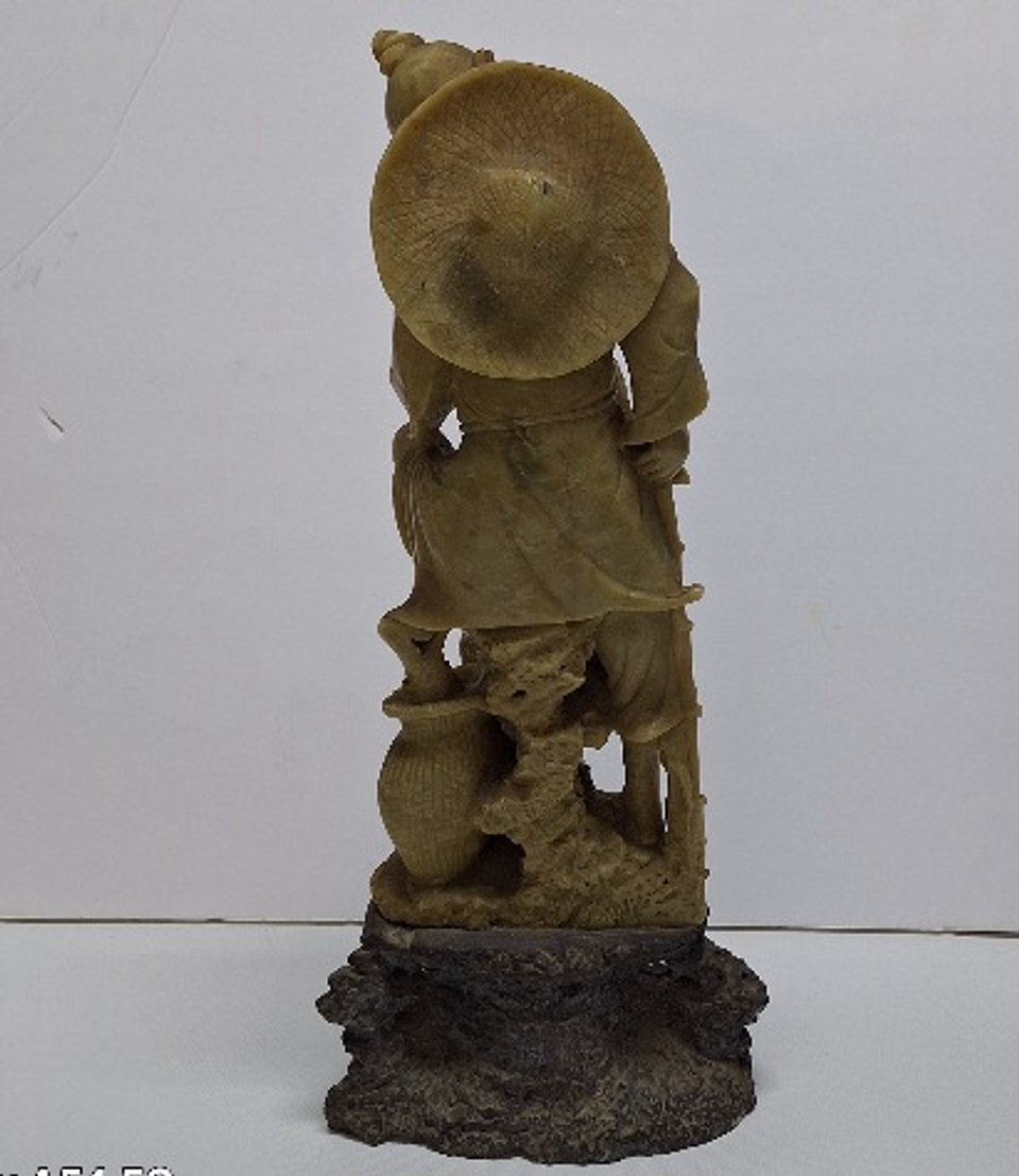 Pescador em pedra sabão  5