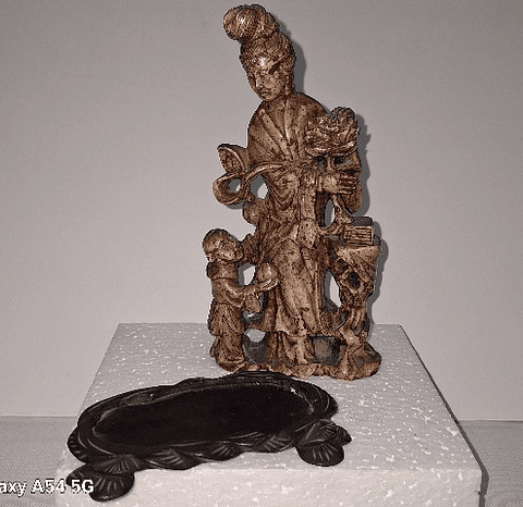 Escultura em pedra dura 