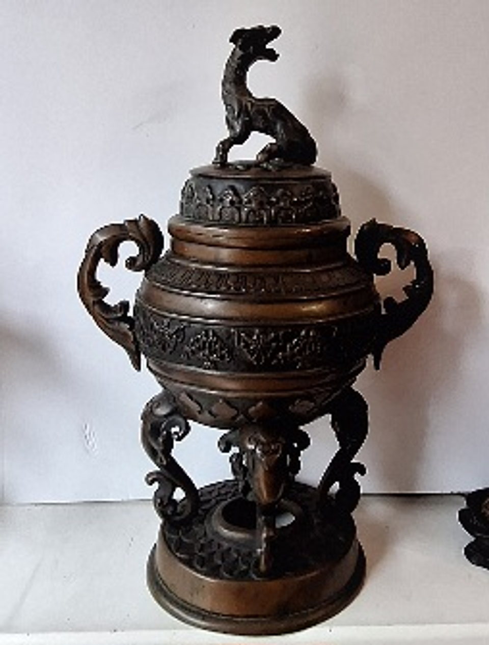 Incensário de bronze oriental 2